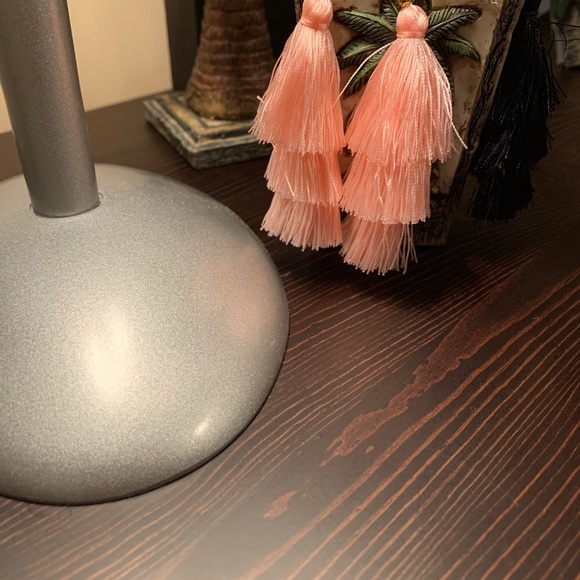 Tassel earrings - Picture 7 of 8